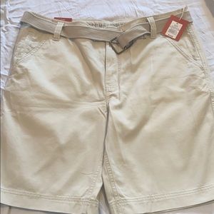 NWT Men’s Mossimo flat front shorts